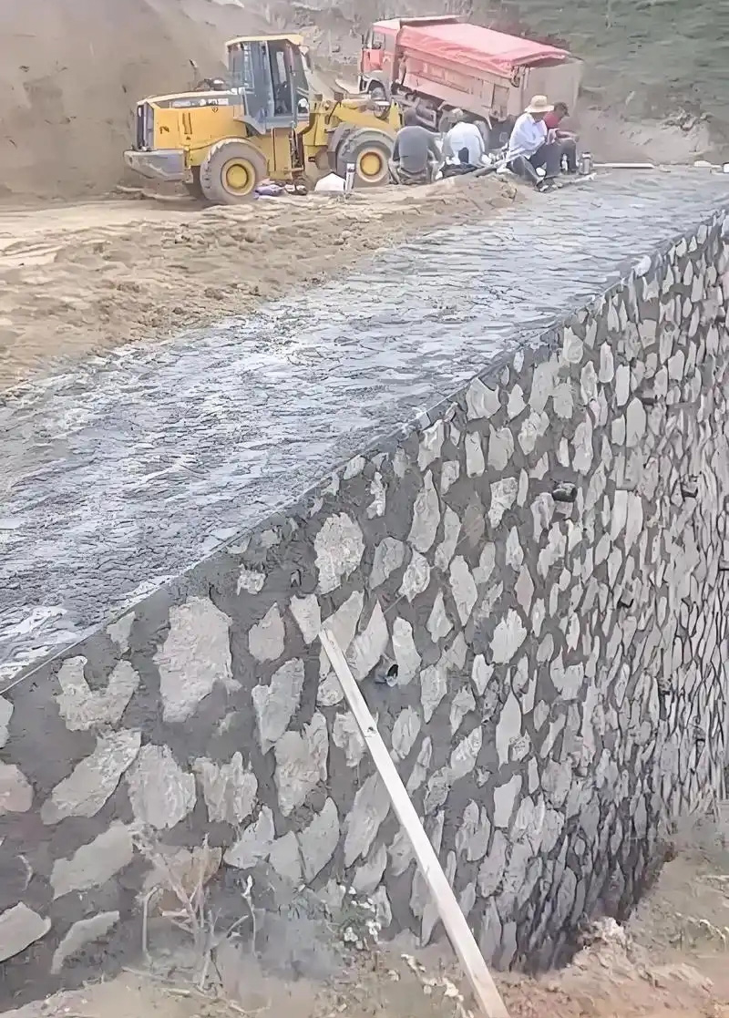 芜湖鸠江区边坡加固